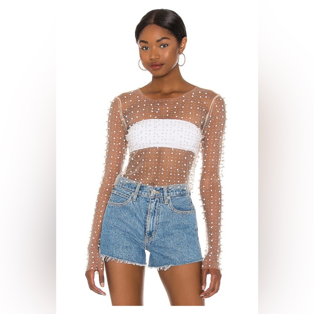 Beach Bunny Look and Glisten Pearl Mesh
Top